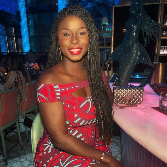 Hi I’m Amiola based out of Austin, TX - Picture 2 of 5